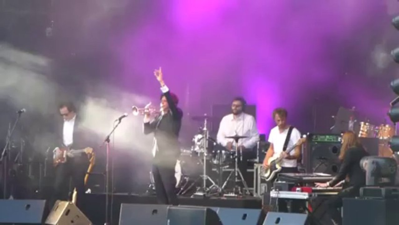 Montevideo - Hello - Brussels Summer Festival 2013