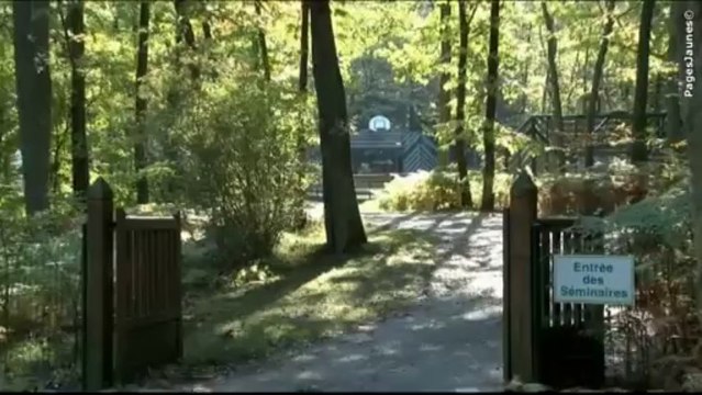 09268838-VI-0001 / CMAFace à l’acropole, venez déguster nos spécialités…