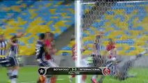 Al Botafogo non basta Seedorf, 3-3 con l'Internacional