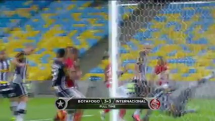 Al Botafogo non basta Seedorf, 3-3 con l'Internacional