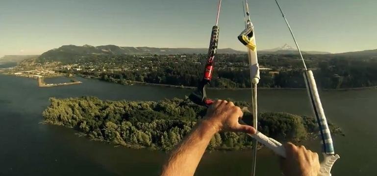 Best Of The Week #20: World Record Kitesurf, Trail, Snowmobile, Windsurf, Supercross, Skate, MTB, Formule 1