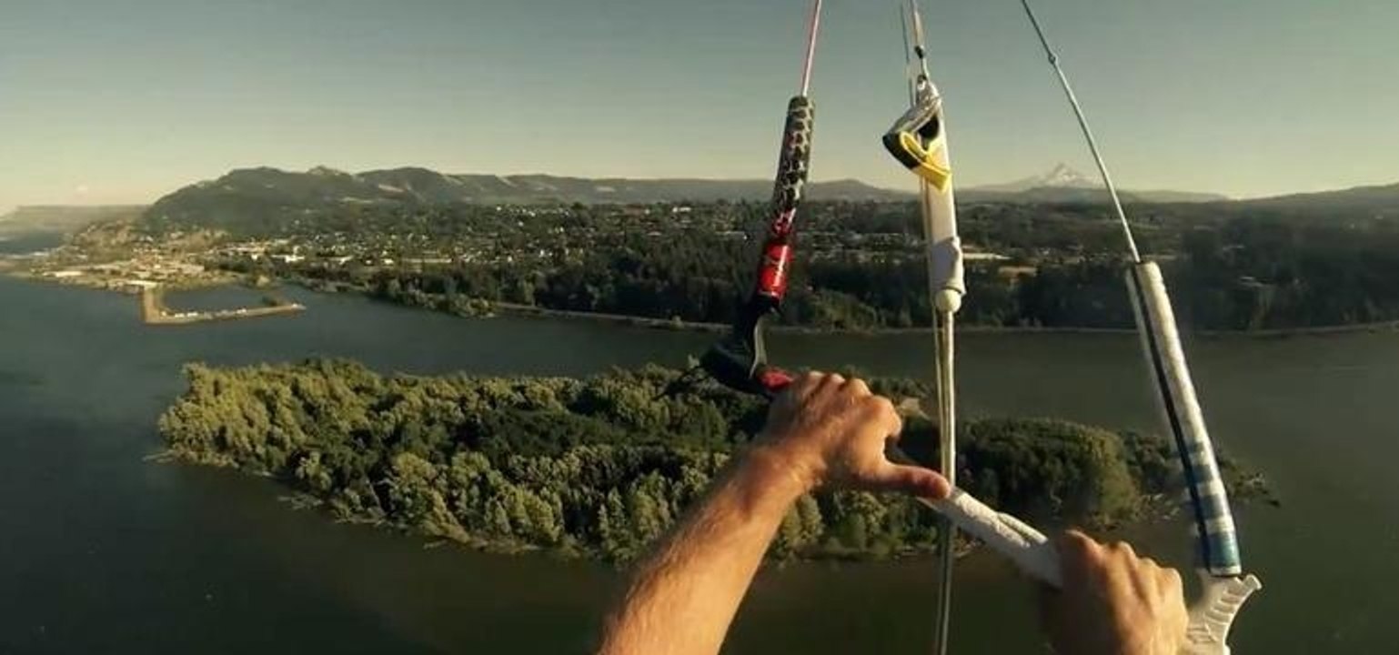 Best Of The Week #20: World Record Kitesurf, Trail, Snowmobile, Windsurf, Supercross, Skate, MTB, Formule 1