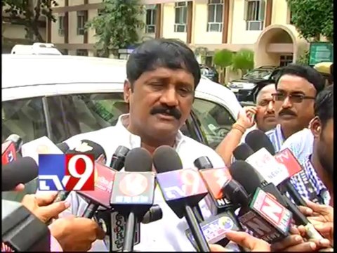 We will support whoever supports Samaikhyandhra - Minister Ganta Srinivas