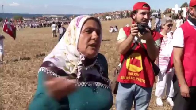 artı bir Ana Haber - İnsan Halkiyla Savaş Yapmaz