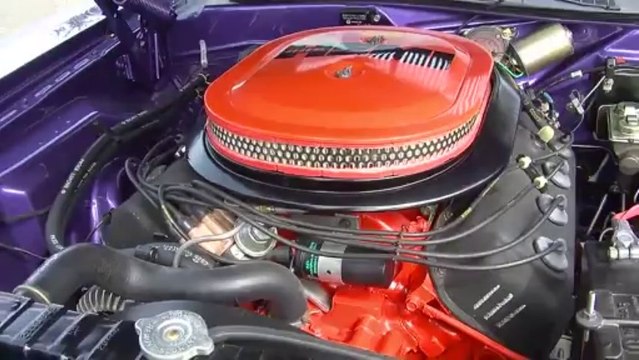 Muscle Car Of The Week Video #10: 1970 Dodge Challenger R/T HEMI
