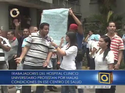 Trabajadores del Hospital Clínico Universitario protestaron