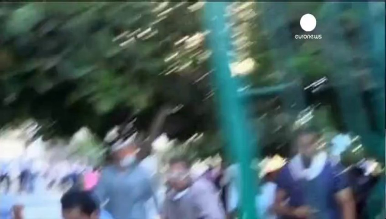 Egypt: Dozens killed in clashes between protesters and...