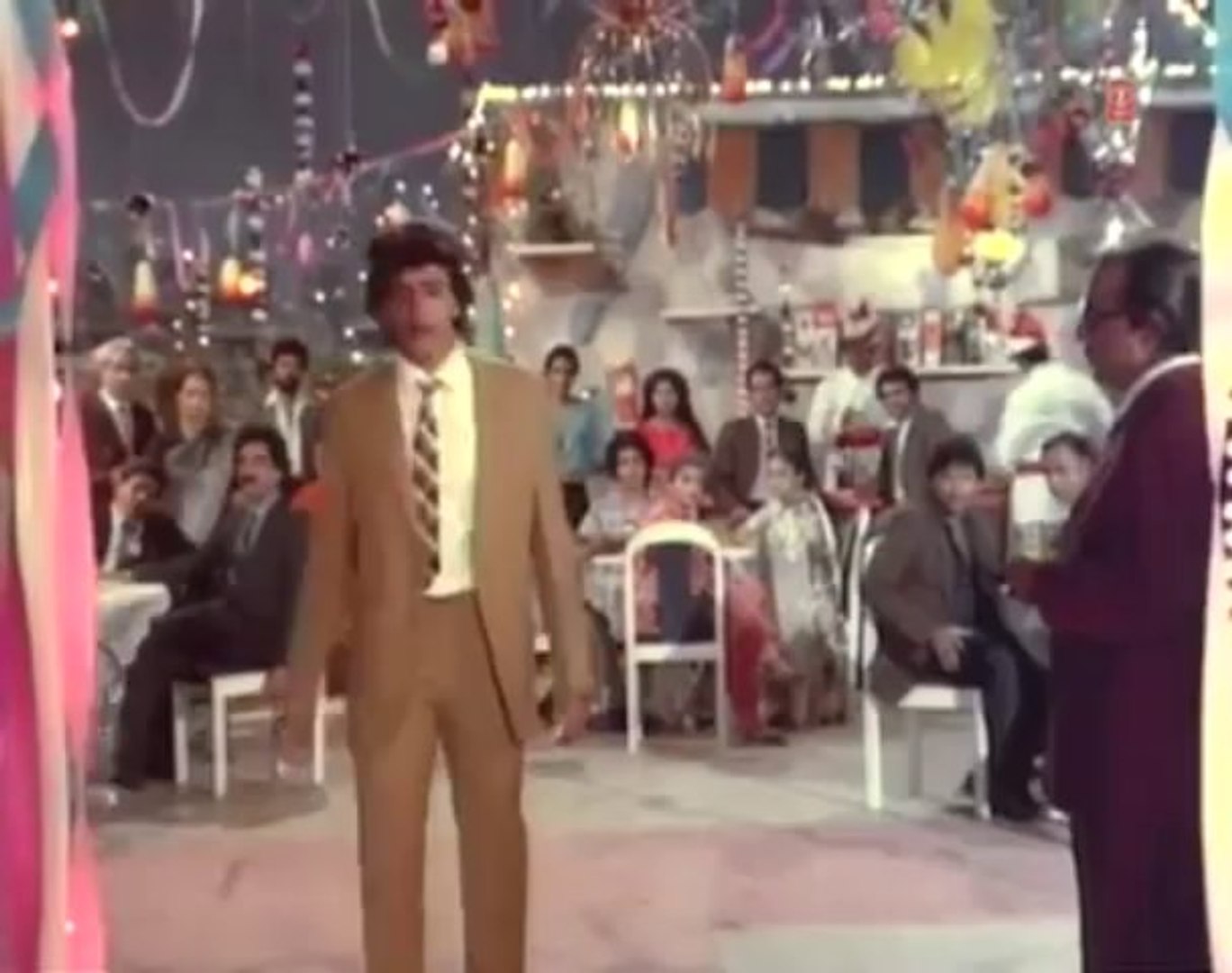 Tumhe Apna Saathi Banane [Full Song] _ Pyar Jhukta Nahin _ Mithun  Chakraborty, Padmini - video Dailymotion