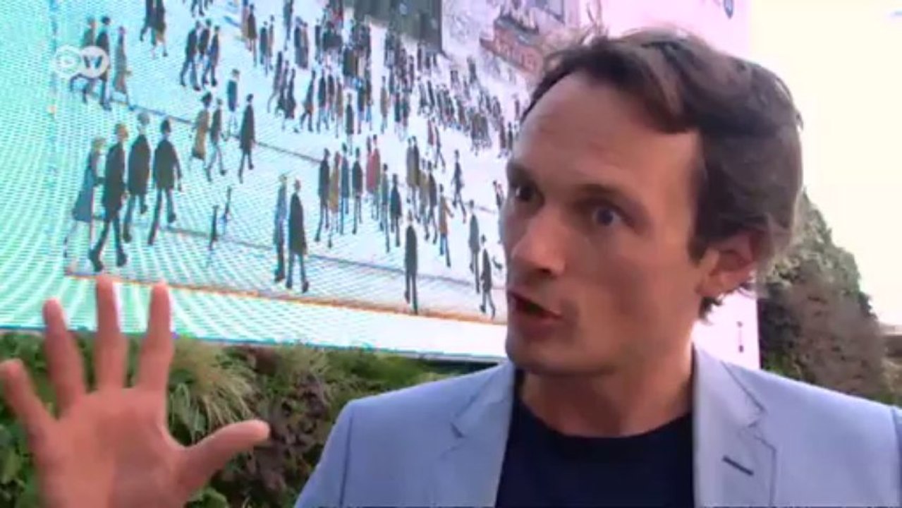 Art Everywhere: Kunst auf Plakatwänden | Euromaxx