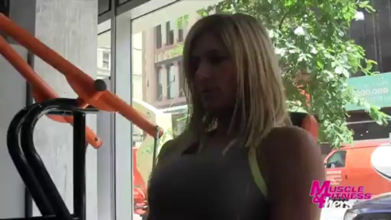 Torrie Wilson's Leg Workout