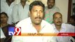 YSRCP Vs. Pallam Raju supporters in Kakinada