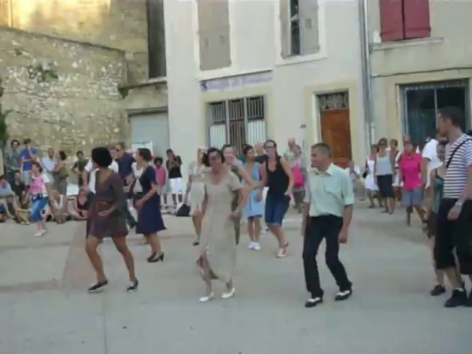 Libération 17/08/13 : mini cours de danse
