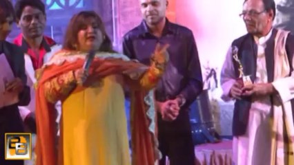 Dolly Bindra HELD at GUNPOINT