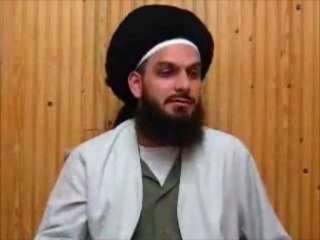 Tarikatler şeyhlerinin elinin öpülmesine nasıl teşvik eder!