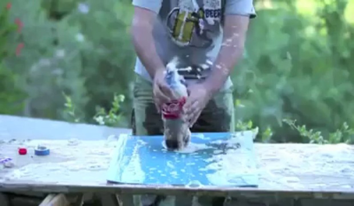 Préservatif Durex contre mentos et Coca-Cola