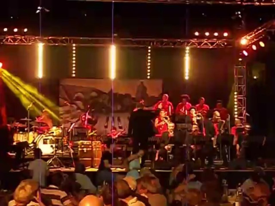 BIG BAND de CHALON BOURGOGNE sous la direction du Sympathique CHRISTIAN