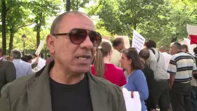 Egypte: manifestations anti et pro-Morsi à Paris