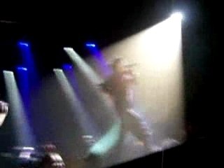 Indo Lille Alice et June : Énergie d'un public Lillois