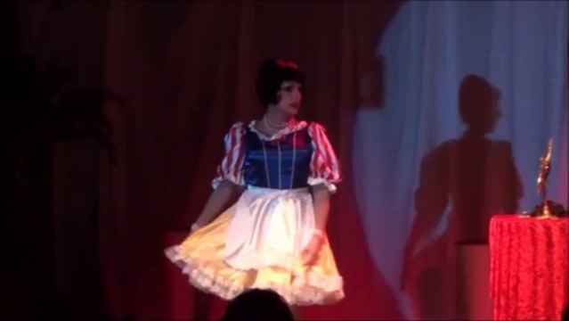 Blanche-Neige par Patchouli Show Transformiste
