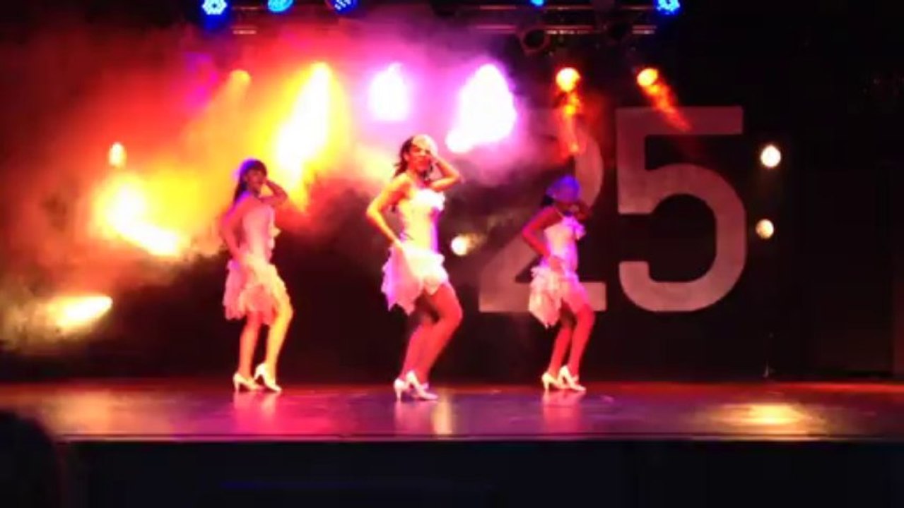 03_Single Ladies