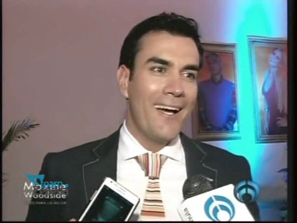 David Zepeda @davidzepeda1 habla sobre Enrique Iglesias