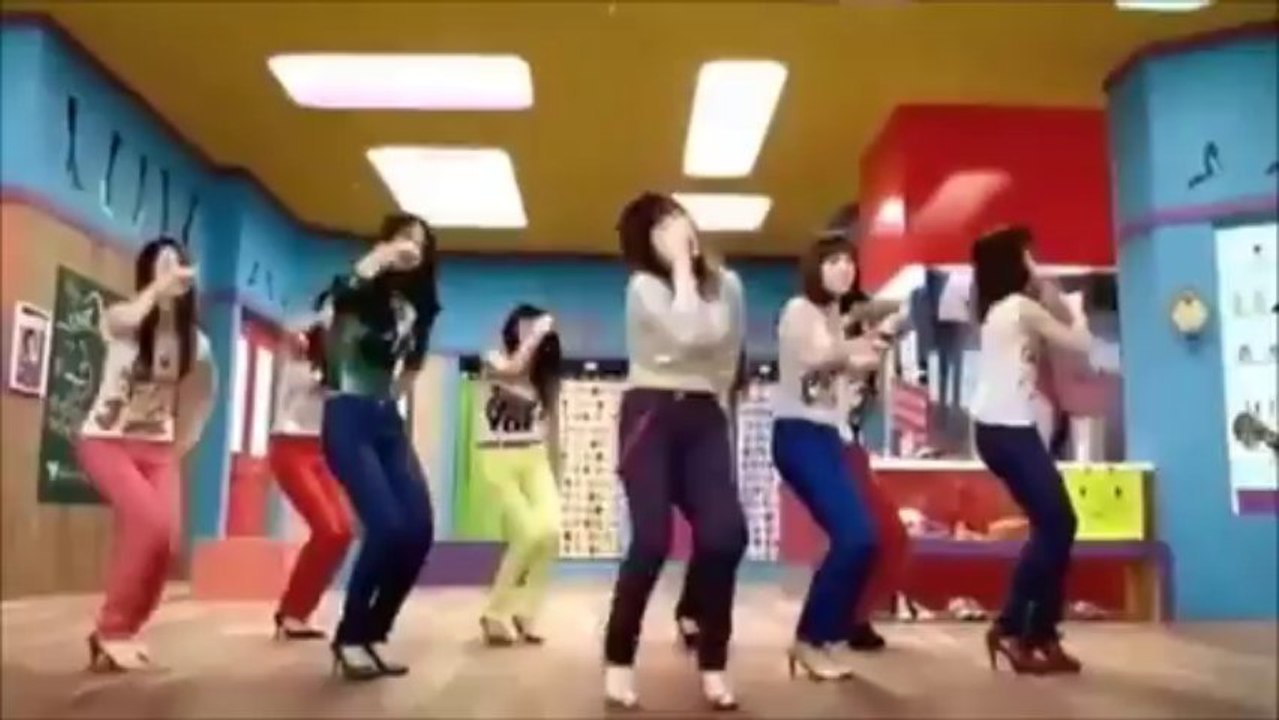 SNSD - Gee
