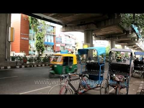 Traffic passing through Karol bagh metro station
