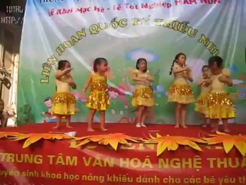 Cho thuê trang phục biểu diễn Hà Nội - 0988 457 036