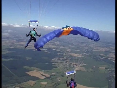 PARACHUTISME - CHAMPIONNATS DE FRANCE VICHY 2013 - VC2 « Paraclub de L'indre 1 Saut 7»- 11aout13