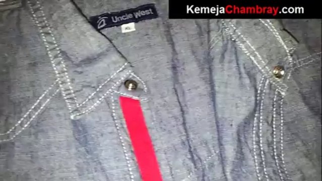 Kemeja Chambray Pria