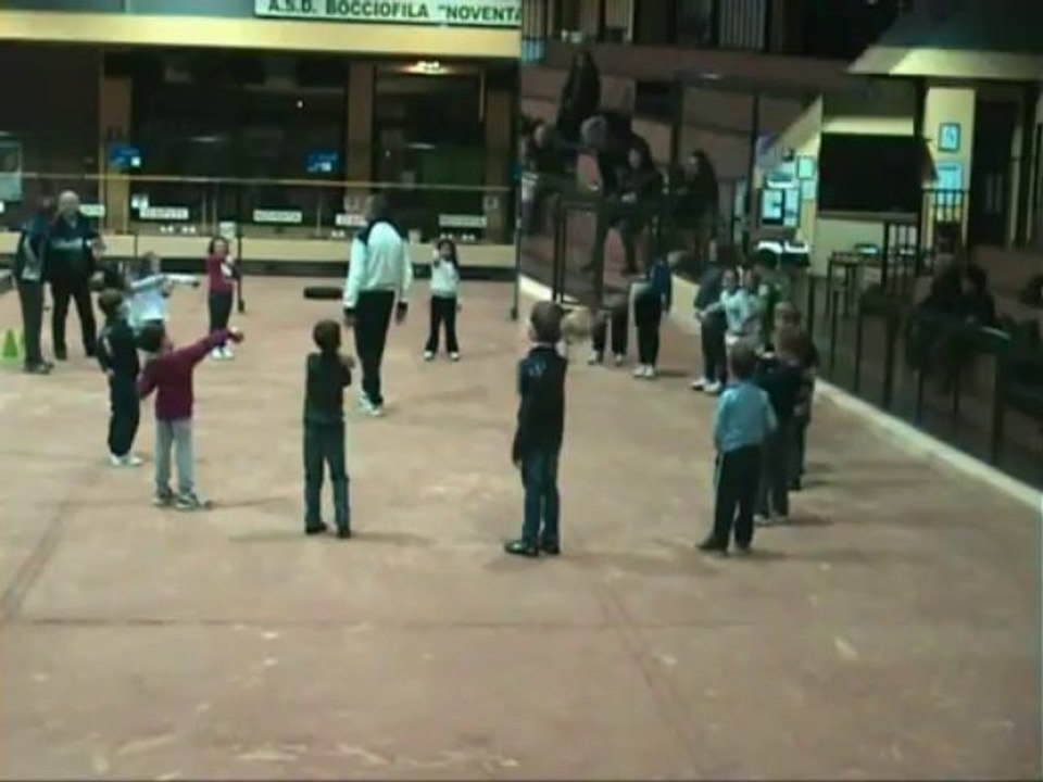 Scuola di bocce a Noventa