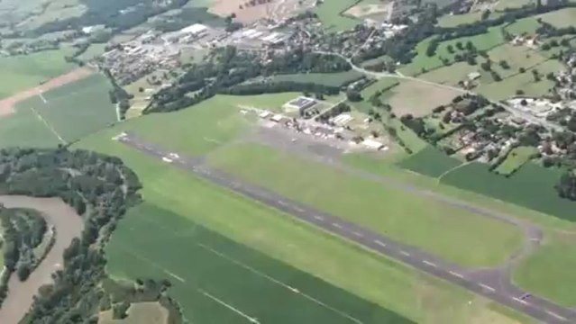 PARACHUTISME - CHAMPIONNATS DE FRANCE VICHY 2013 - VC2 « Besancon 2 Saut 7»- 11aout13