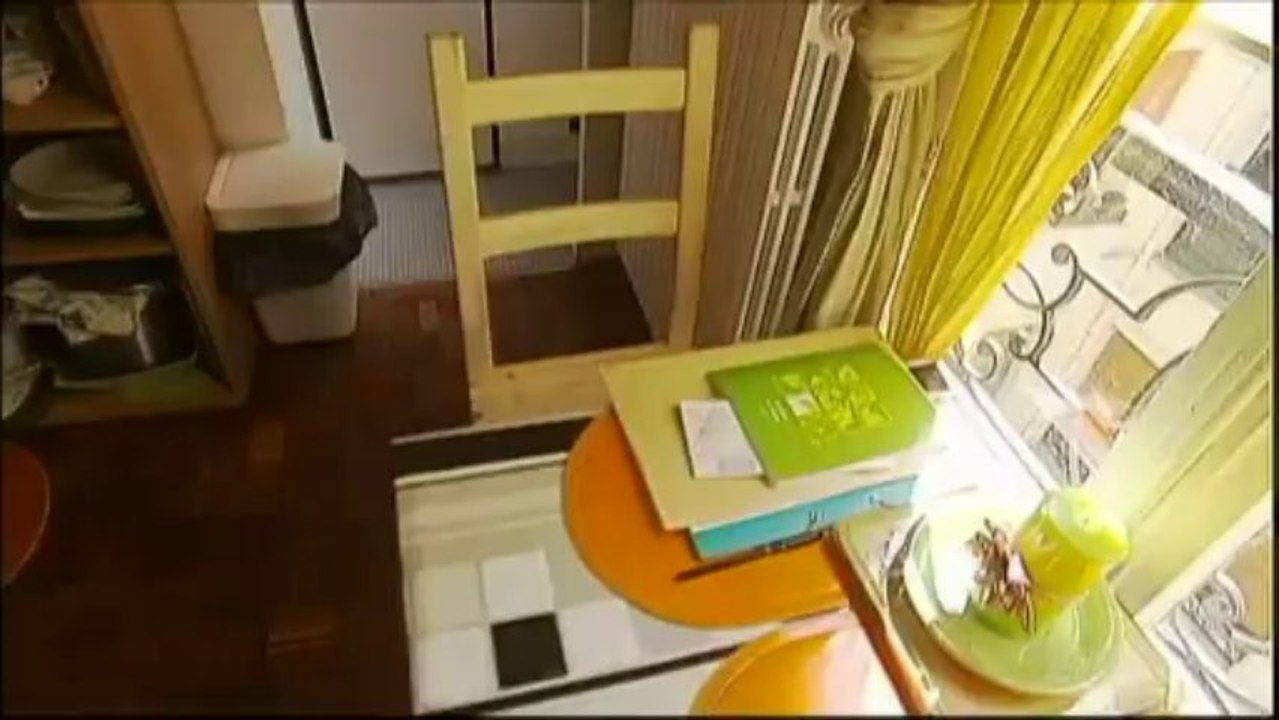 Le coût des études augmente, les étudiants contraints de travailler