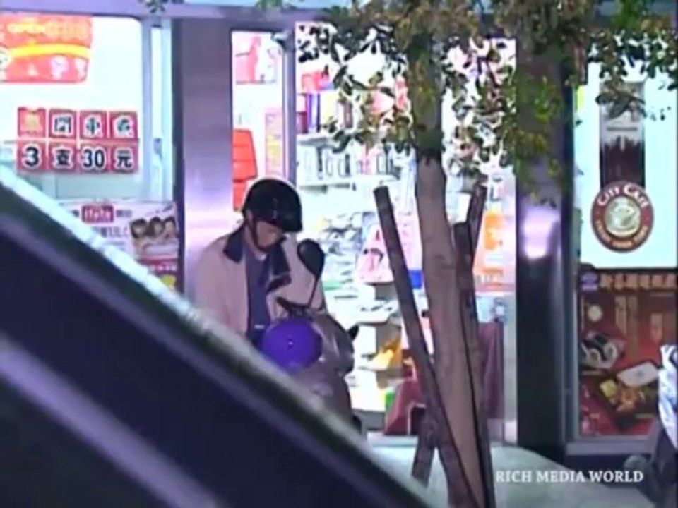 khinguoitayeu_112_2