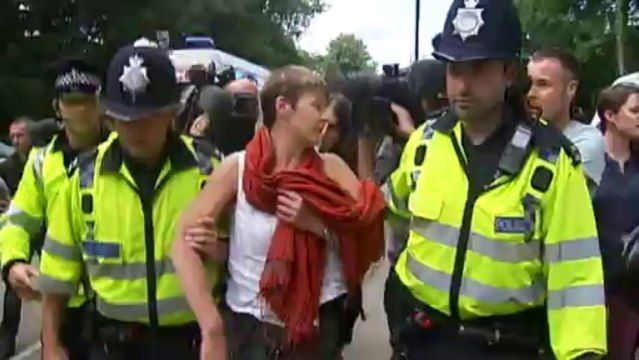 Green MP Caroline Lucas arrested over anti-fracking protest