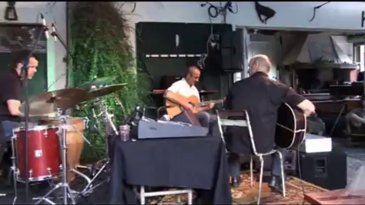 Mystère Trio