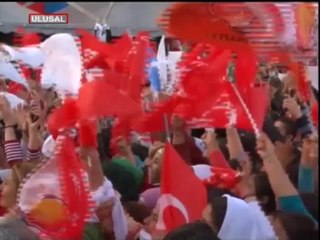 Tayyip Erdoğan yine vatandaşı fırçaldı: Nankörlük yapma otur, otur