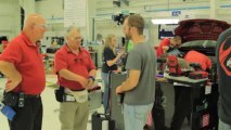 GM Retiree Mentors Students in the EcoCAR 2 Challenge