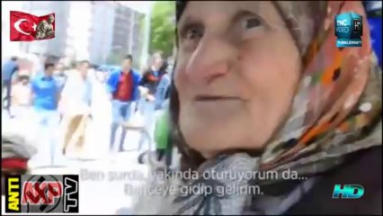 Yasli Teyzeden Direniscilere Bir Ekmek