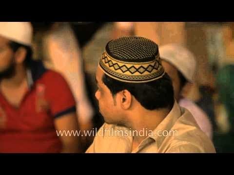 Sufi singers singing devotional songs at Nizamuddin Dargah