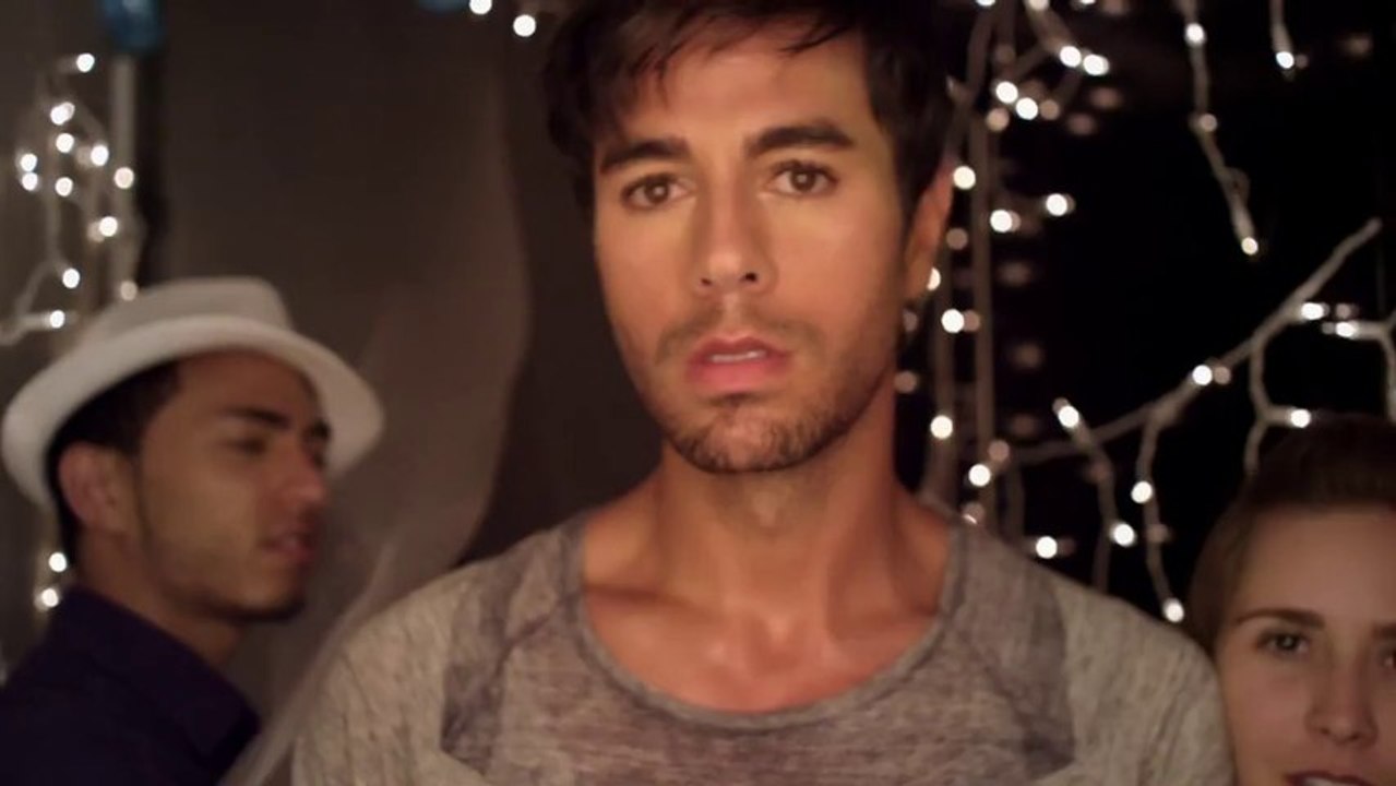 Enrique Iglesias - Turn The Night Up (Official Music Video)