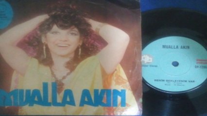 Mualla Akın Benim Bekleyenim Var 1978
