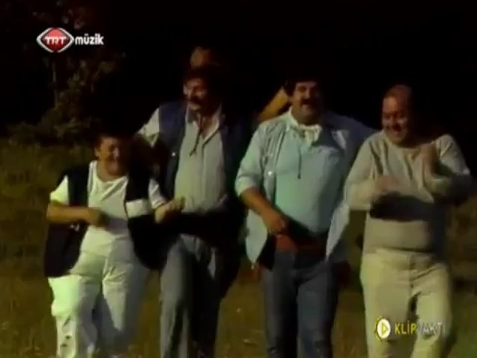 Osman Yağmurdereli - Kamil Sönmez Oy Kemençe Kemençe ( TRT Klip )