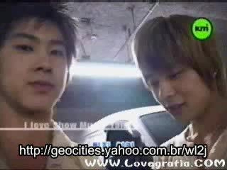 DBSK - Uknow kissing Micky