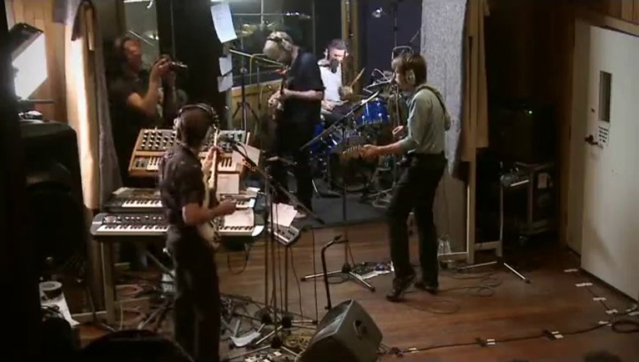 Franz Ferdinand – “Right Action” Amazon Artist Lounge