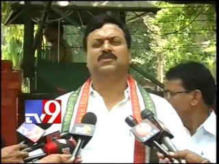 Samaikhyavadis cannot use CM's Camp Office for meetings - Komati Reddy