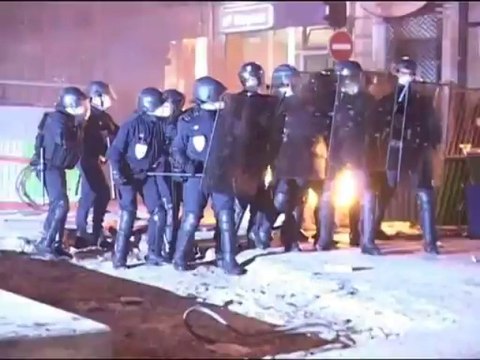 Paris (France) 06/05/2007 Sarkozy elu: Emeutes place de la Bastille © LTL News