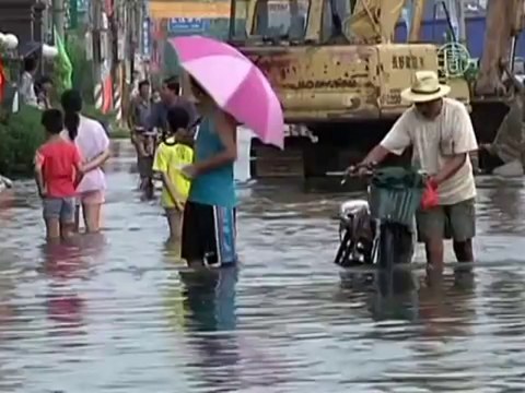 Худшее наводнение в Китае за 60 лет