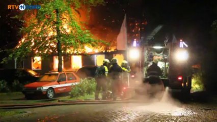 Felle kritiek op gemeente na brand in bedrijfspand - RTV Noord