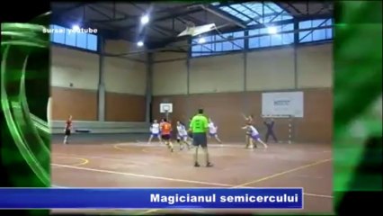 MAGICIANUL SEMICERCULUI RUBRICA